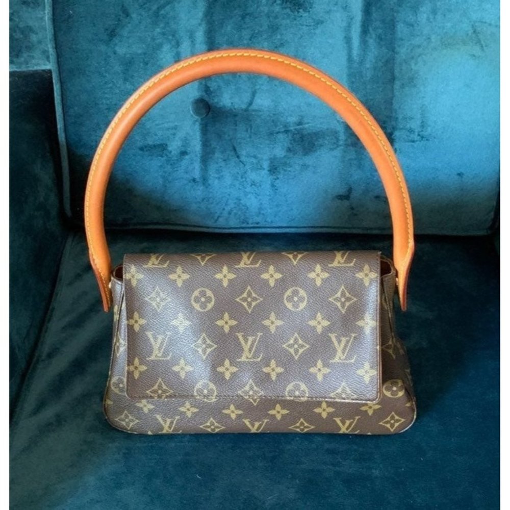 **SOLD** Louis Vuitton Mini Looping Bag